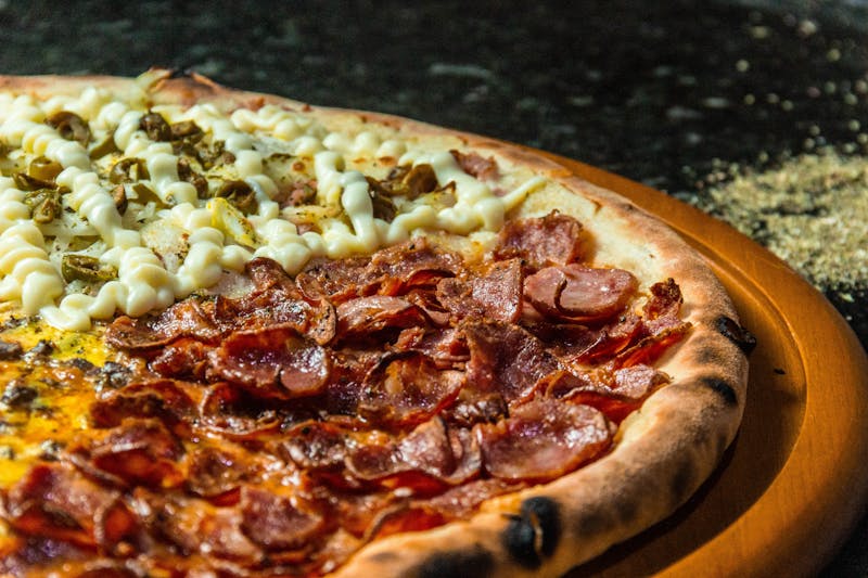Pepperoni dions pizza with extra cheese